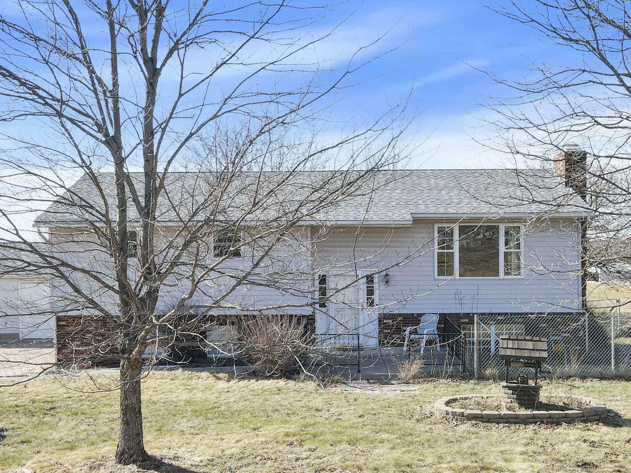 Property Photo:  7305 Winchester Southern Road  OH 43154 