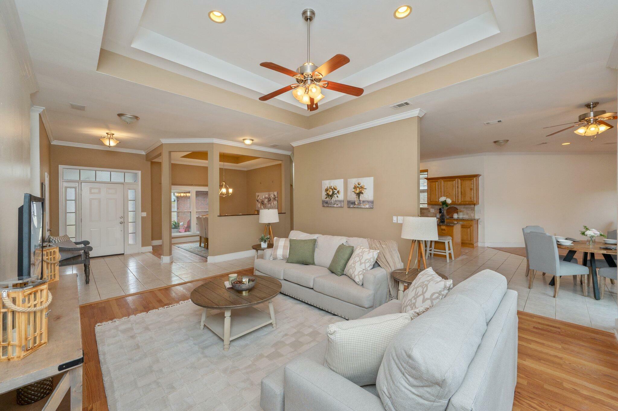 Property Photo: 4694 Lovegrass Lane FL 32539