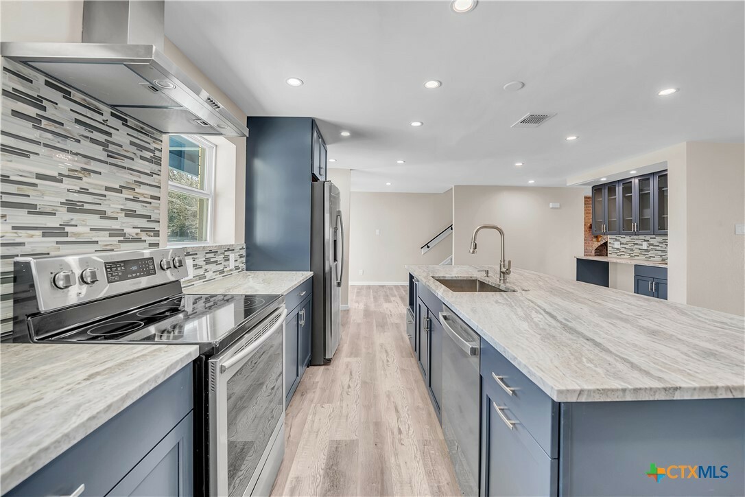 Property Photo: 1717 Creek Place Drive TX 76549