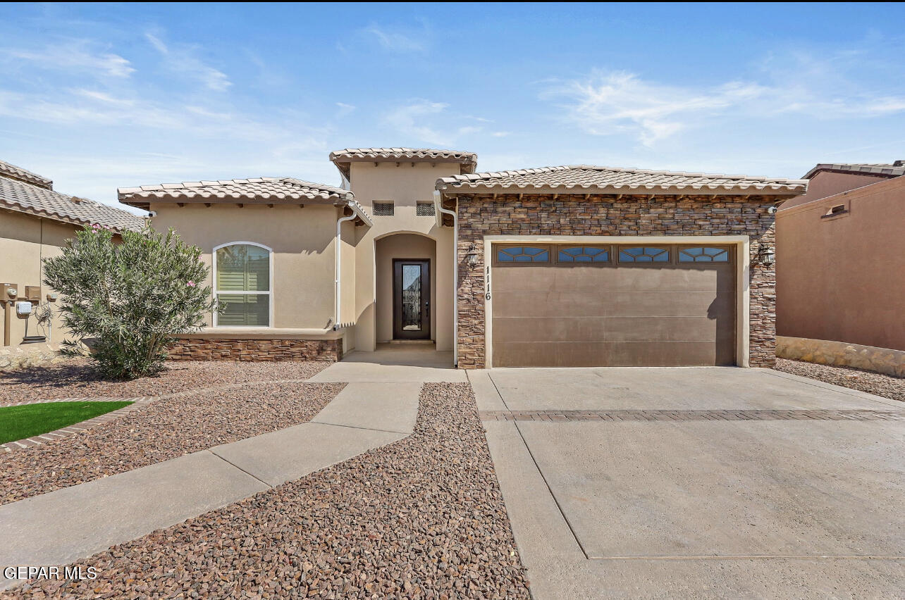 Property Photo: 1116 Marathon Place TX 79928