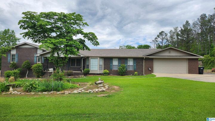 Property Photo: 2172 Brookdale Road AL 35907