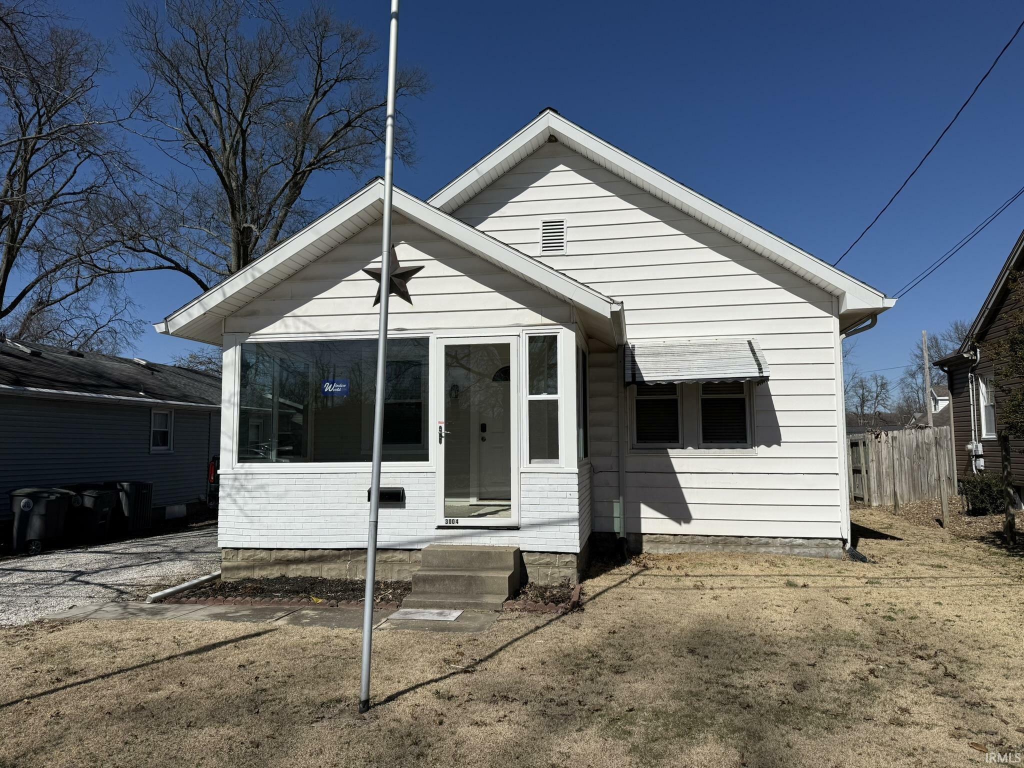 Property Photo:  3004 E Walnut Street  IN 47714 