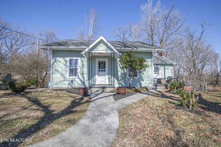 400 Maple St  Clinton TN 37716 photo