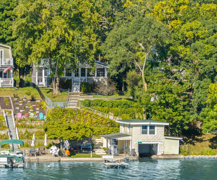 W4951 Oakwood Dr  La Grange WI 53120 photo