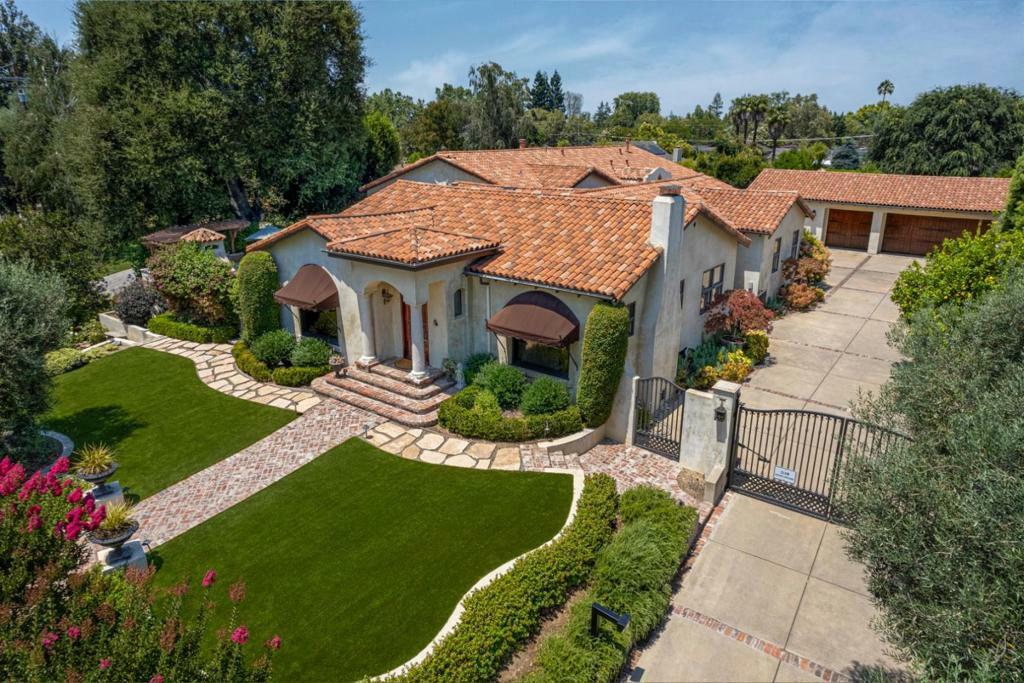 Property Photo: 2269 Dry Creek Road CA 95124