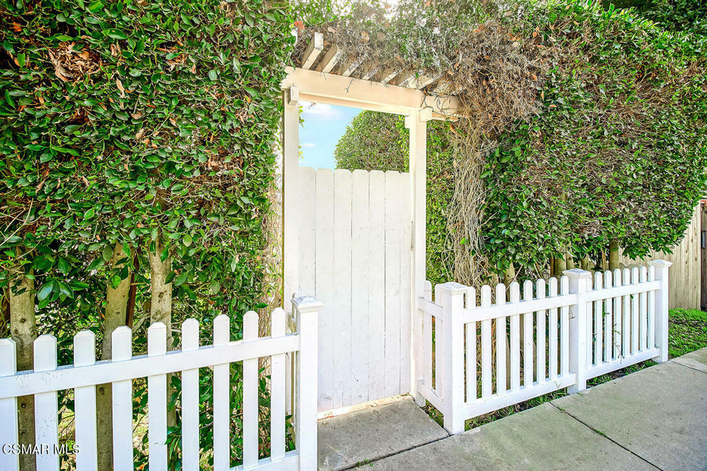Property Photo:  760 Rosecrans Avenue  CA 90266 