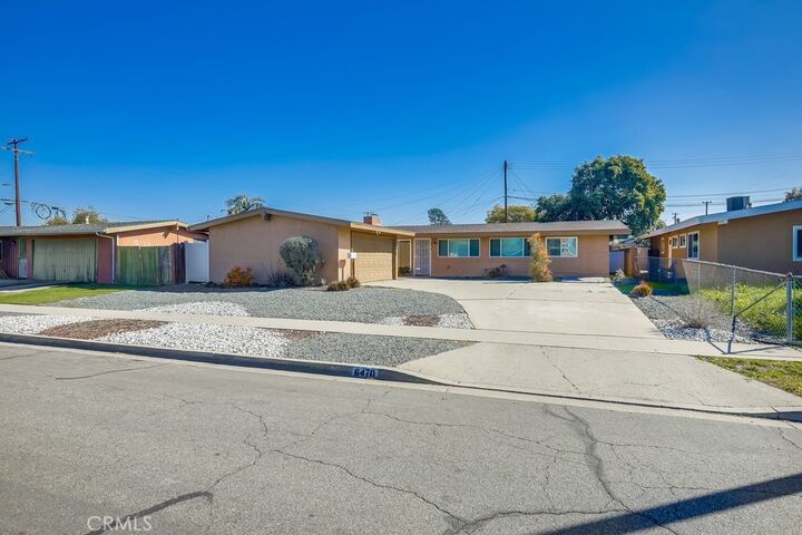 Property Photo: 6470 Coronet Circle CA 90621