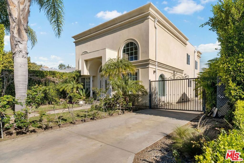 Property Photo: 1706 Amherst Avenue CA 90025