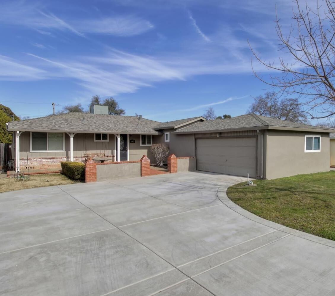 Property Photo: 6907 Laurel Oak Way CA 95628