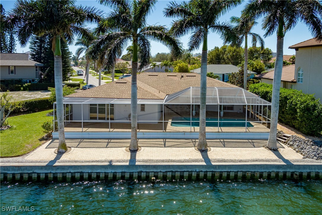Property Photo: 1064 Fieldstone Drive FL 34145