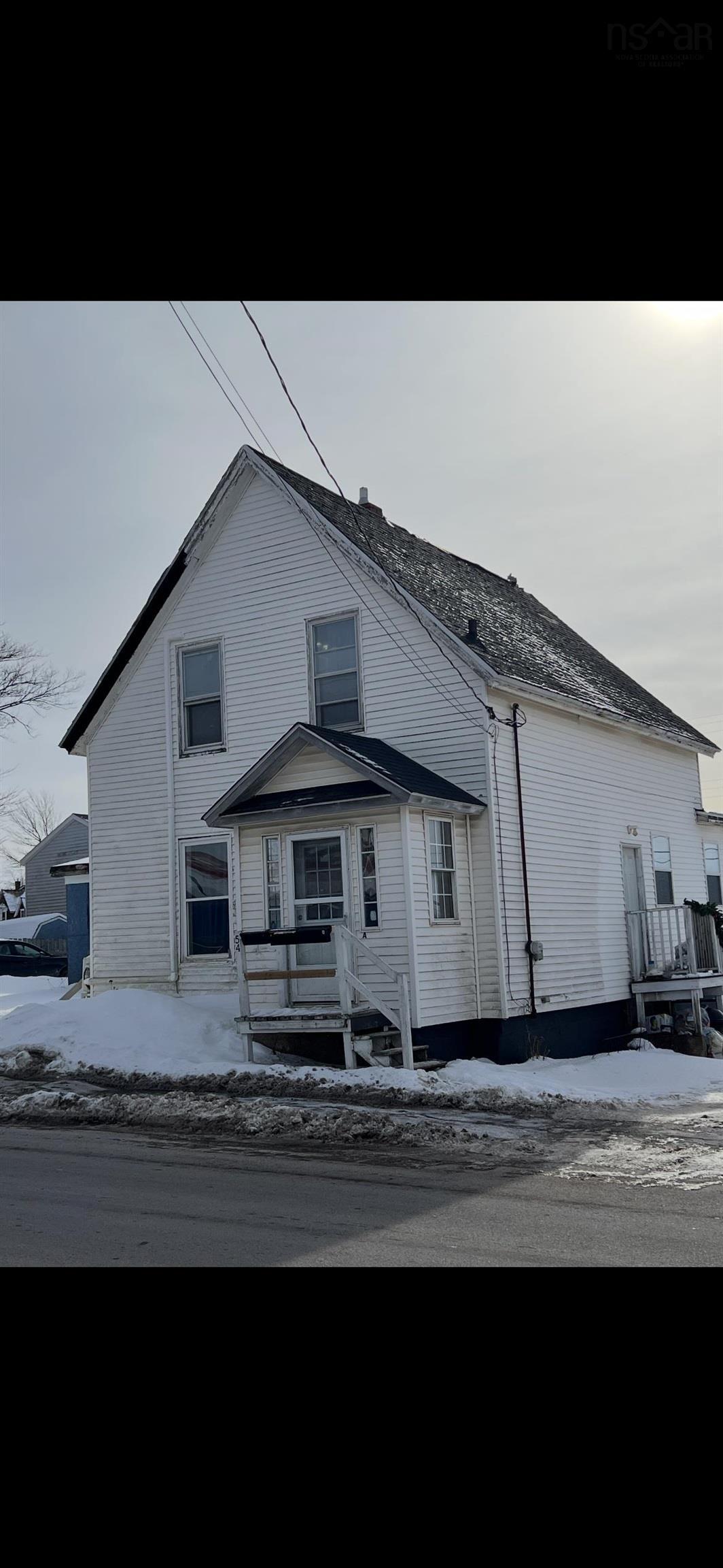 Photo de la propriété: 54 Laplanche Street NS B4H 3G8