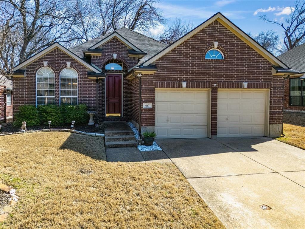 Property Photo: 617 Harbor Cove Drive TX 75087