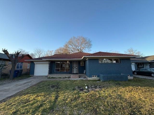 Property Photo:  1333 Kingsley Drive  TX 75216 