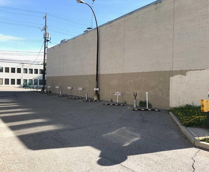 Photo de la propriété: 128 16 Avenue NE AB T2E 1J5