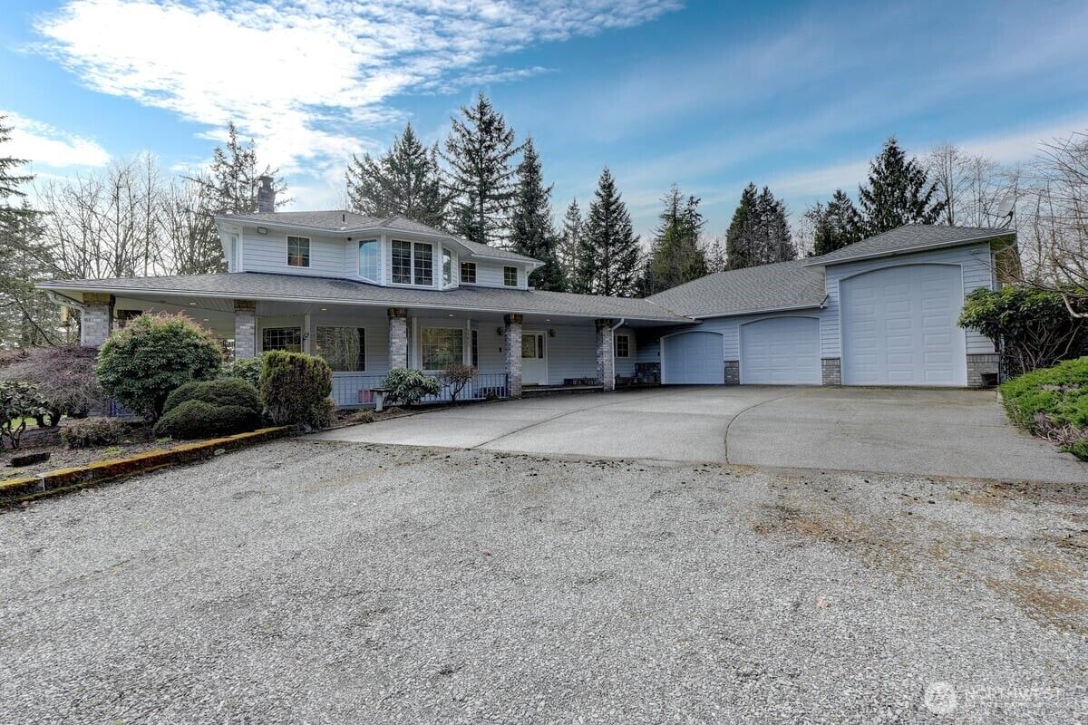 Property Photo: 24825 SE Green Valley Road WA 98092