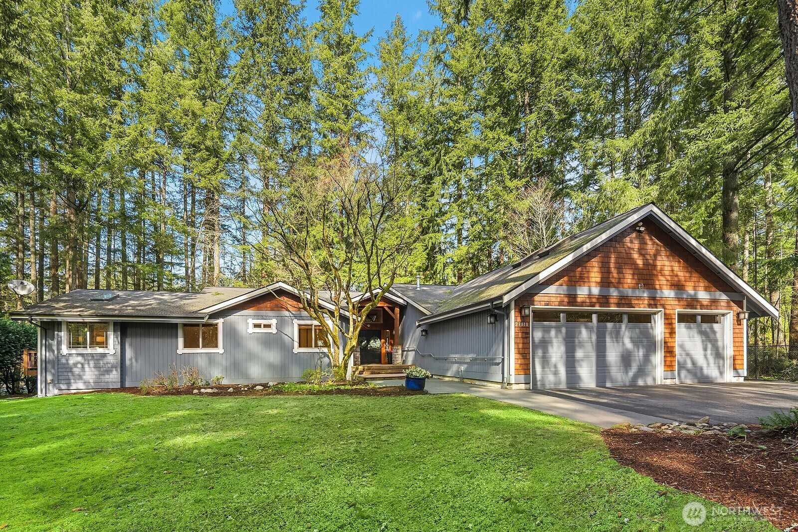 23810 SE 33rd Street  Sammamish WA 98029 photo