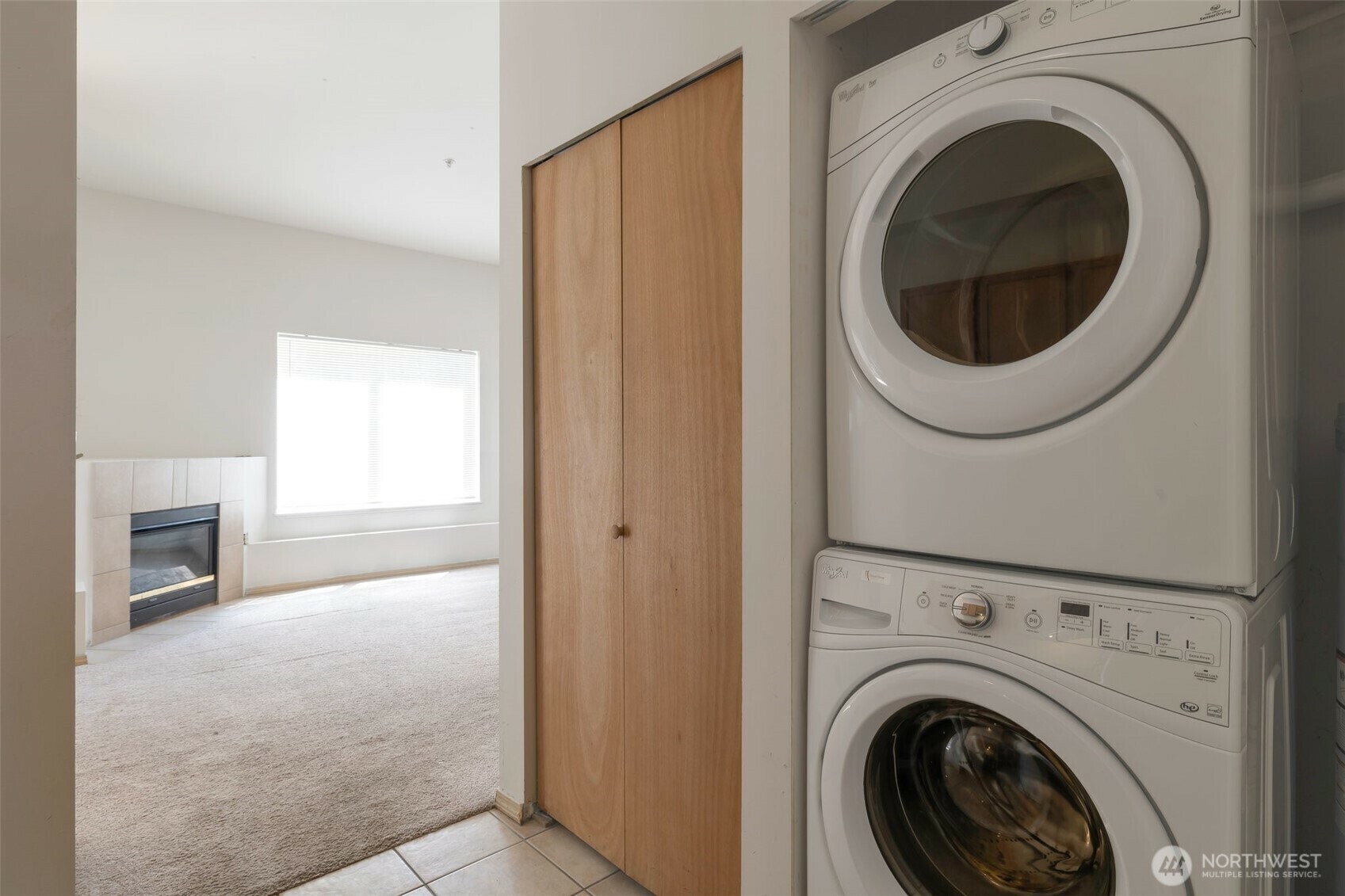 Property Photo:  11424  1st Avenue S 103  WA 98168 