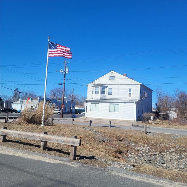 Property Photo: 804 Oakland Beach Avenue RI 02889