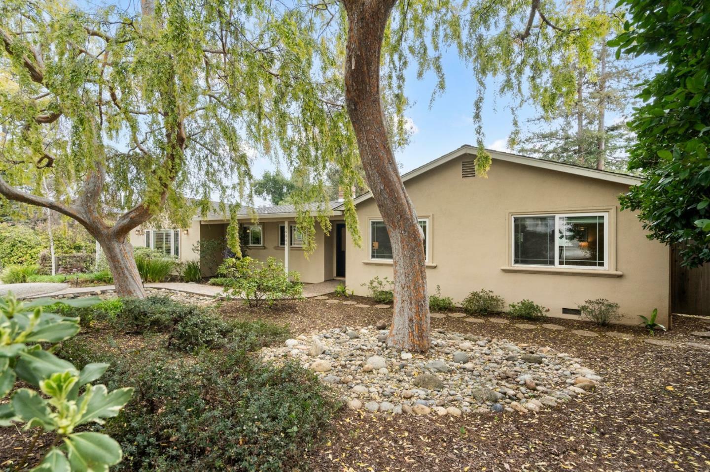 Property Photo:  10664 Baxter Avenue  CA 94024 