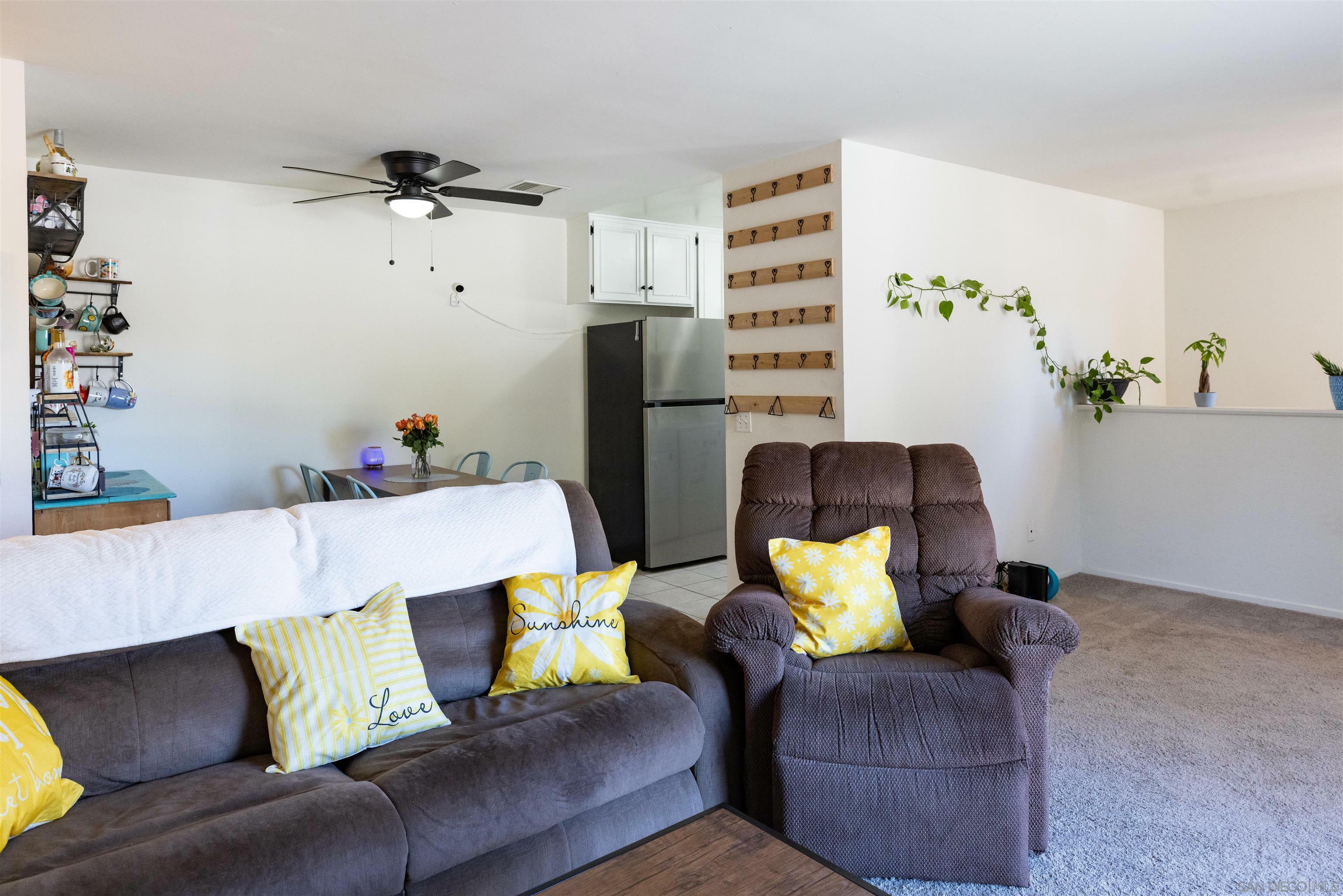 Property Photo:  28541 Via Princesa D  CA 92563 