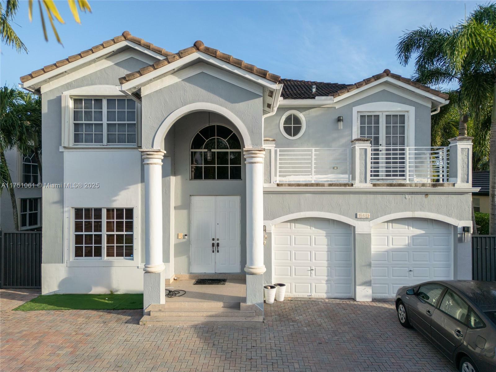 Property Photo: 16481 SW 58th Ter FL 33193
