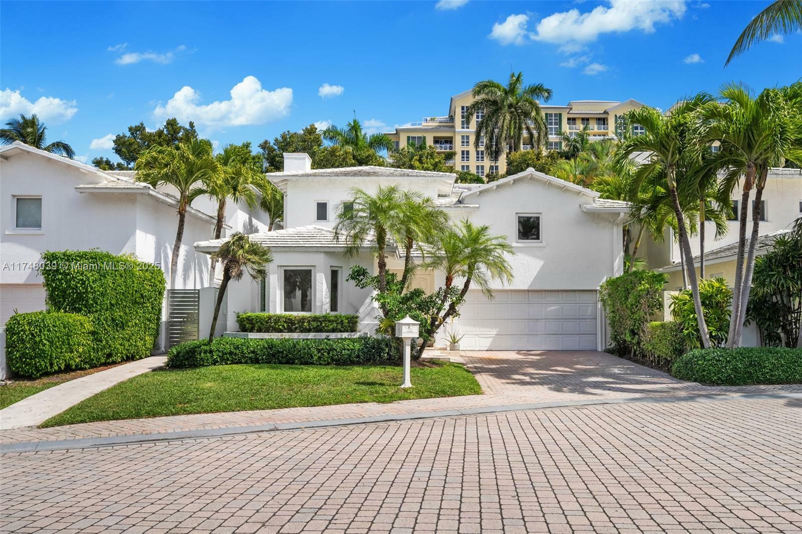 Property Photo: 6 Coconut Ln FL 33149