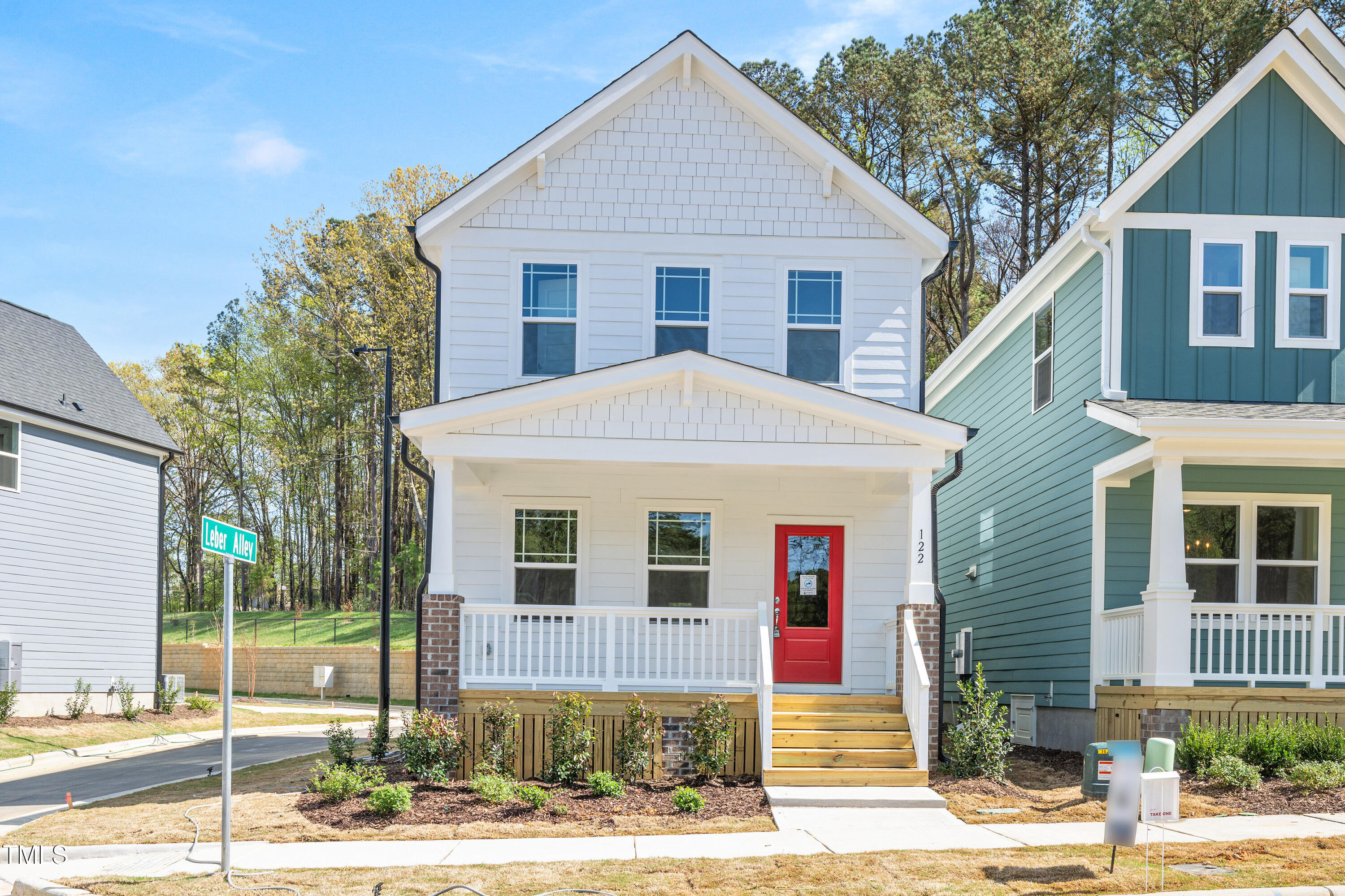 Property Photo:  122 Weavers Grove Drive  NC 27514 