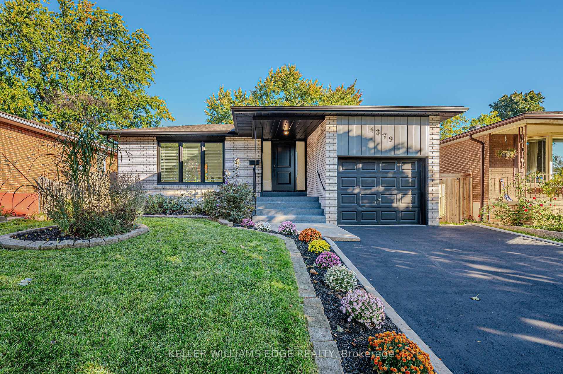 Property Photo: 4379 Longmoor Drive ON L7L 1X8