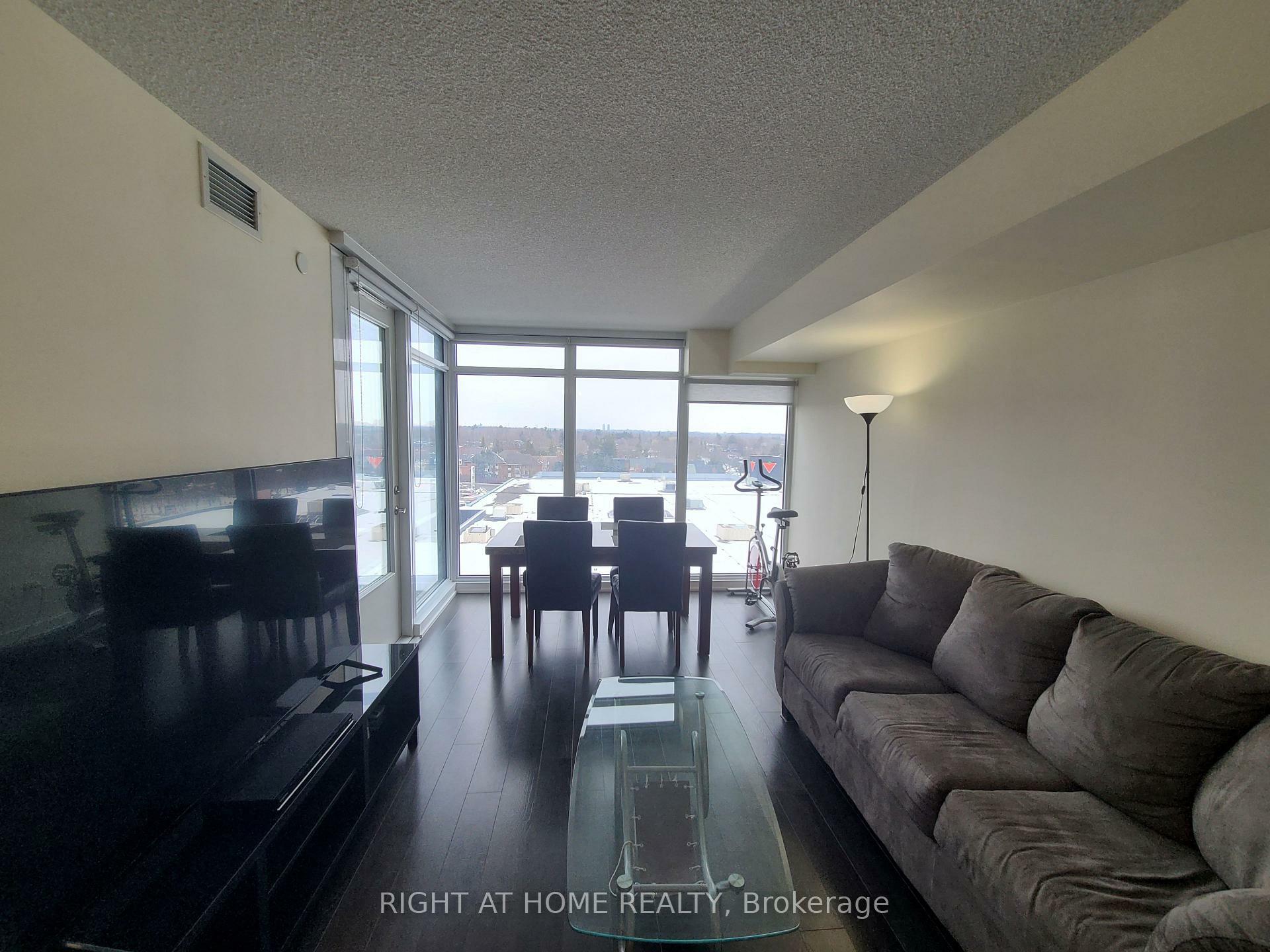 Property Photo: 72 Esther Shiner Boulevard 808 ON M2K 2X9