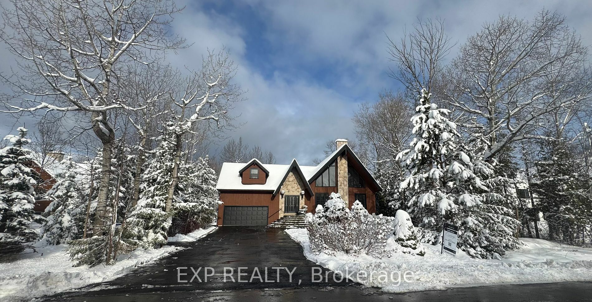 Property Photo:  53 Broadview St  ON L9Y 0X2 