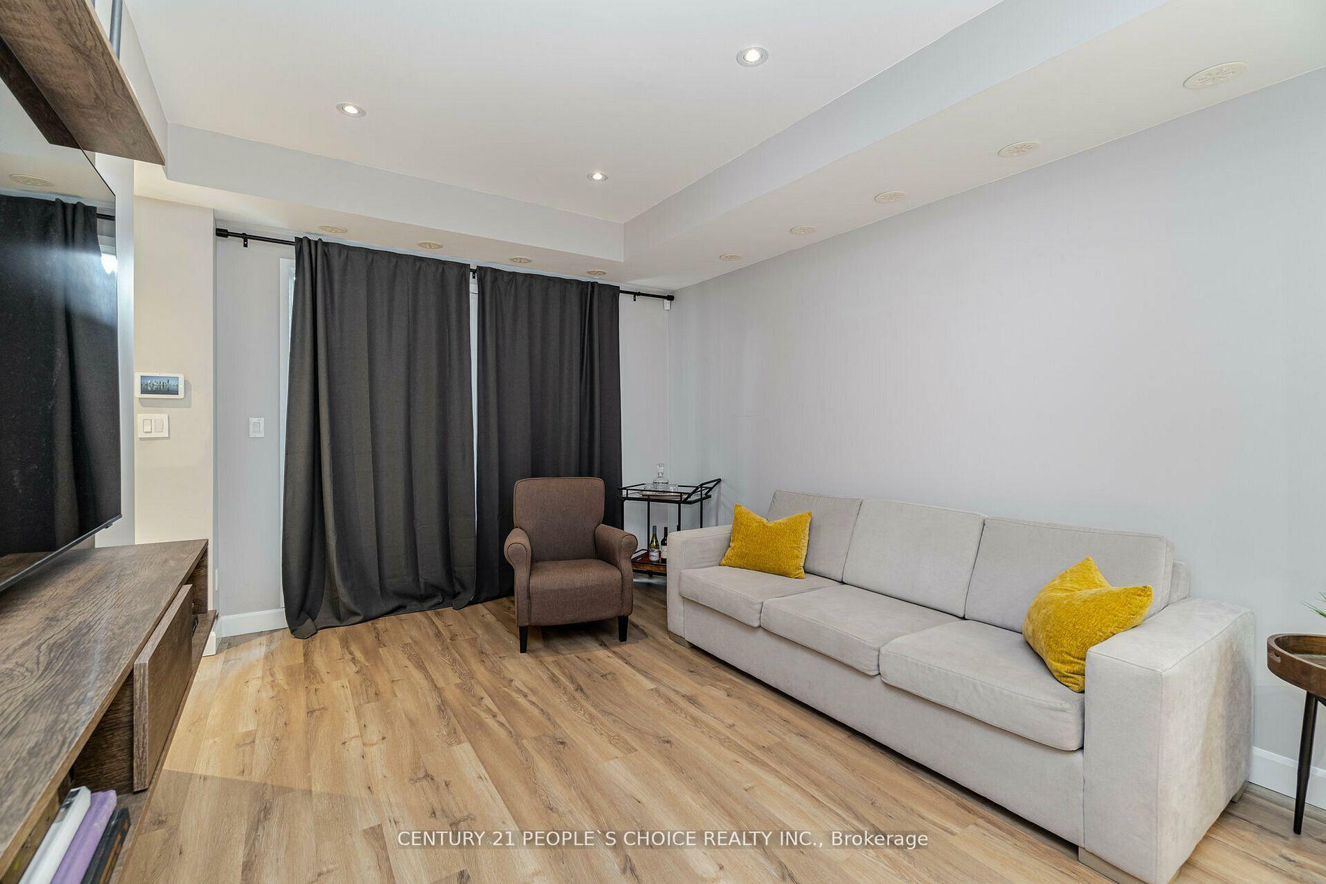 Photo de la propriété: 26 Bruce St D12 ON L4L 0H4