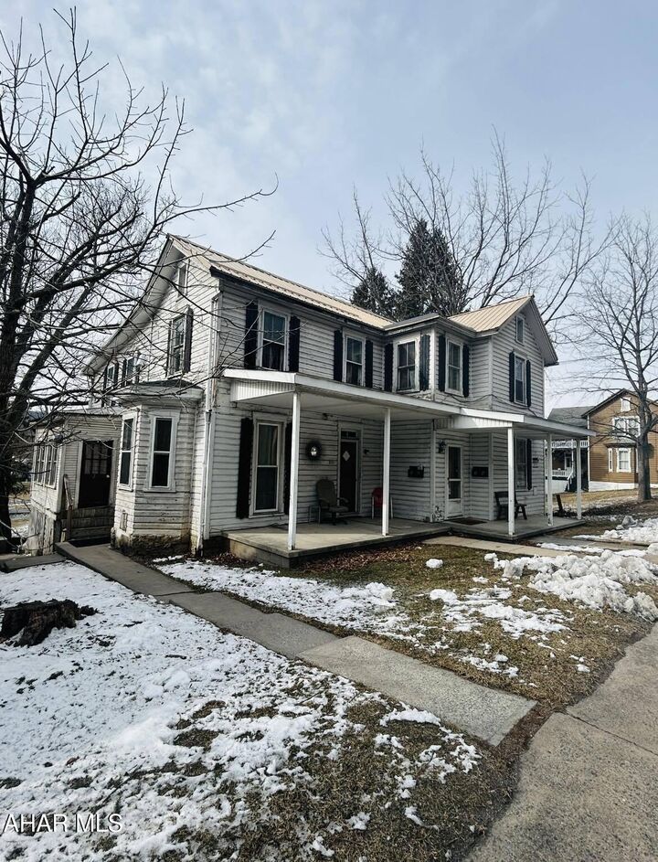 237 N Richard Street 4  Bedford PA 15522 photo