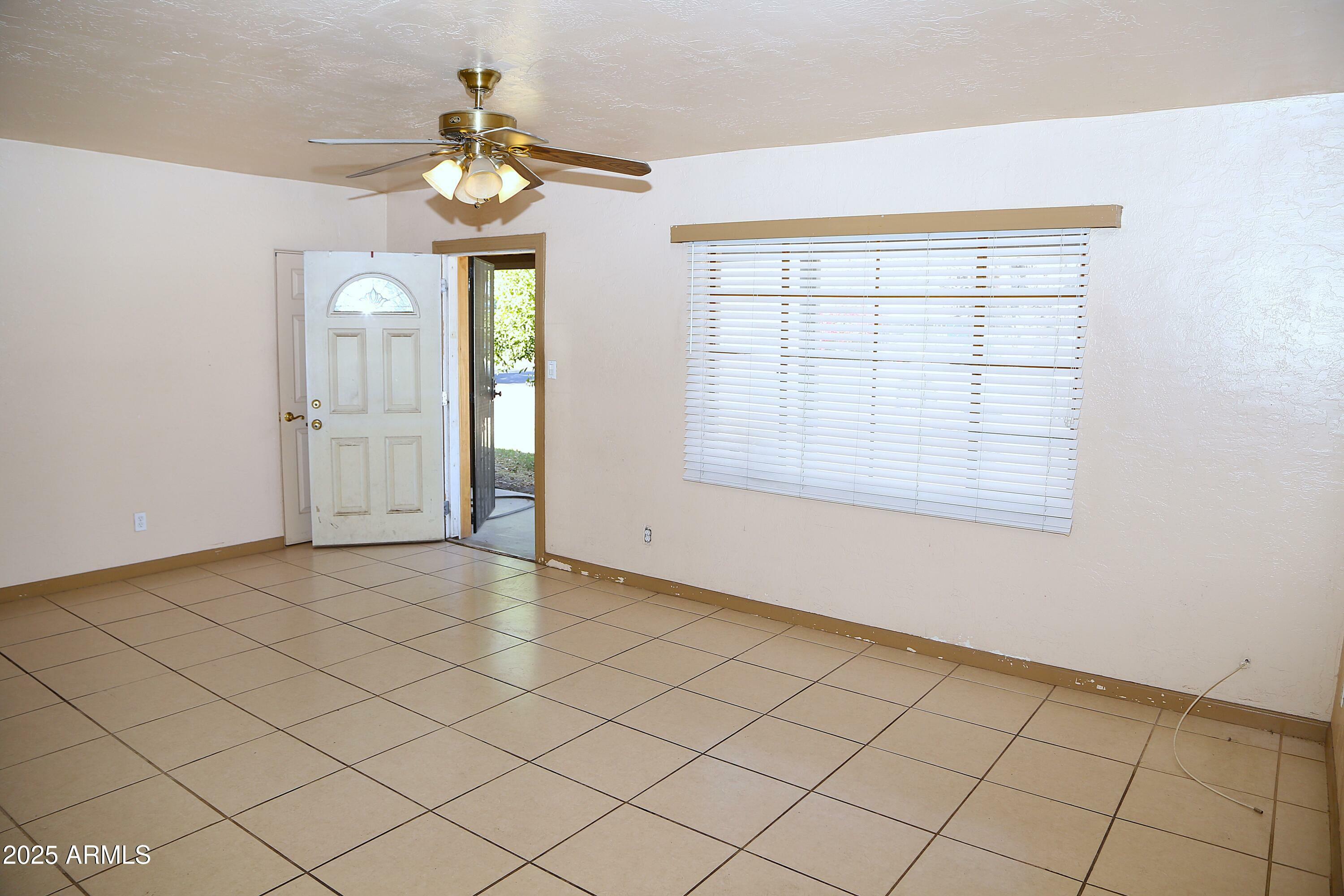 Property Photo:  1209 W 1st Place  AZ 85201 