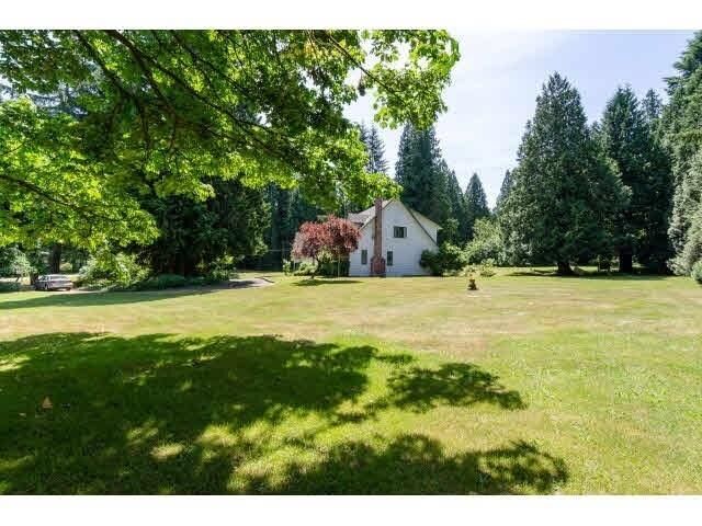 Property Photo: 3035 Balsam Crescent BC V4P 1V9