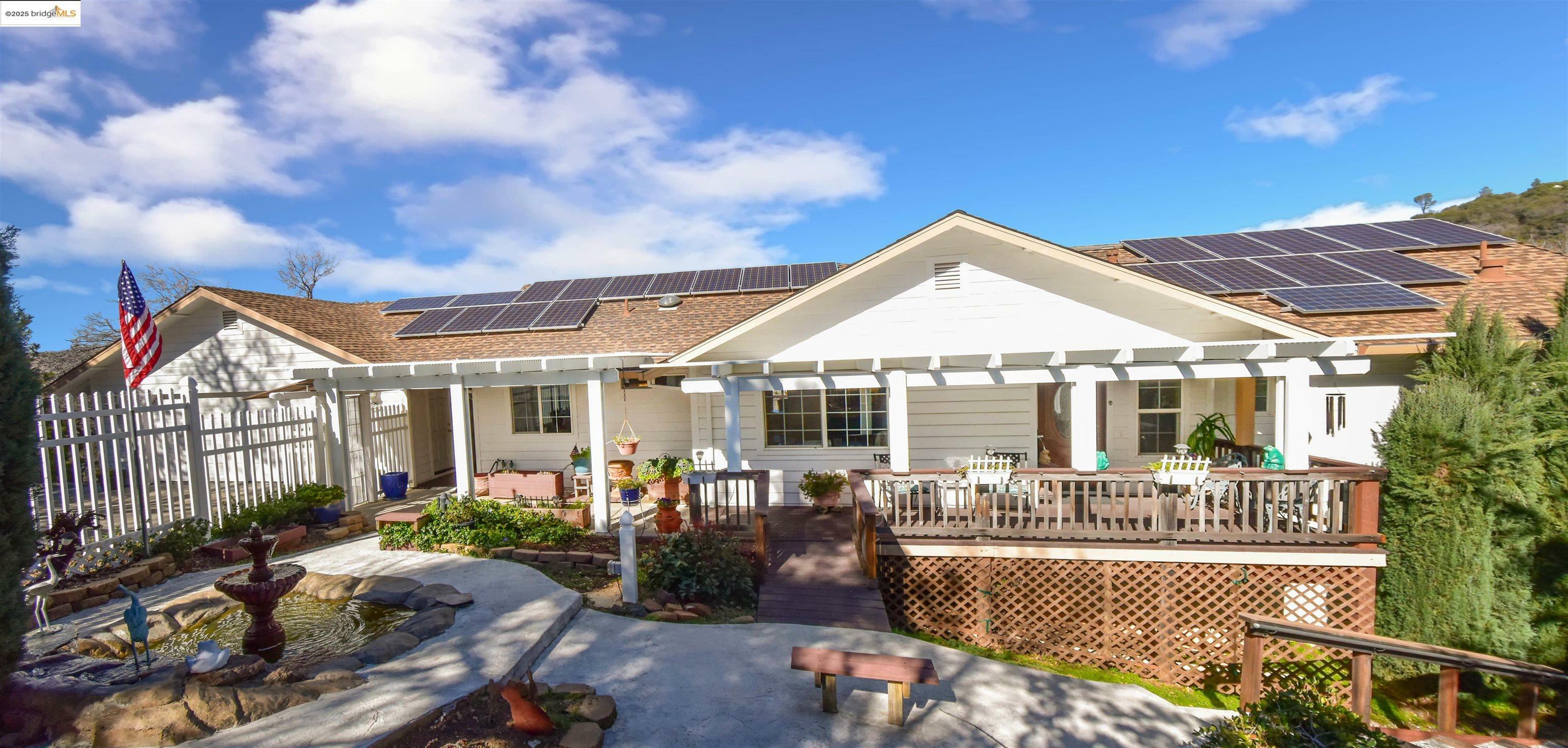 15830 Ridgefield Court  Sonora CA 95370 photo