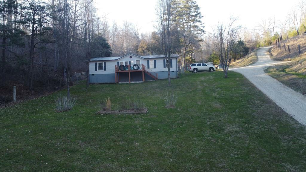 Property Photo: 317 Franks Creek KY 41219