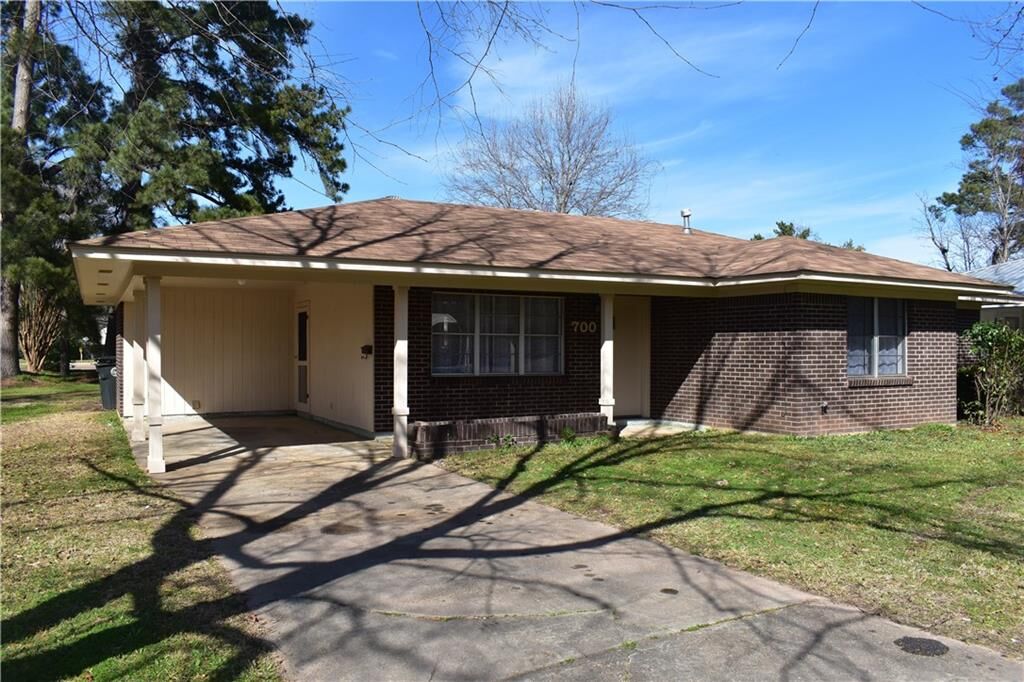 Property Photo:  700 Watson Drive  LA 71457 