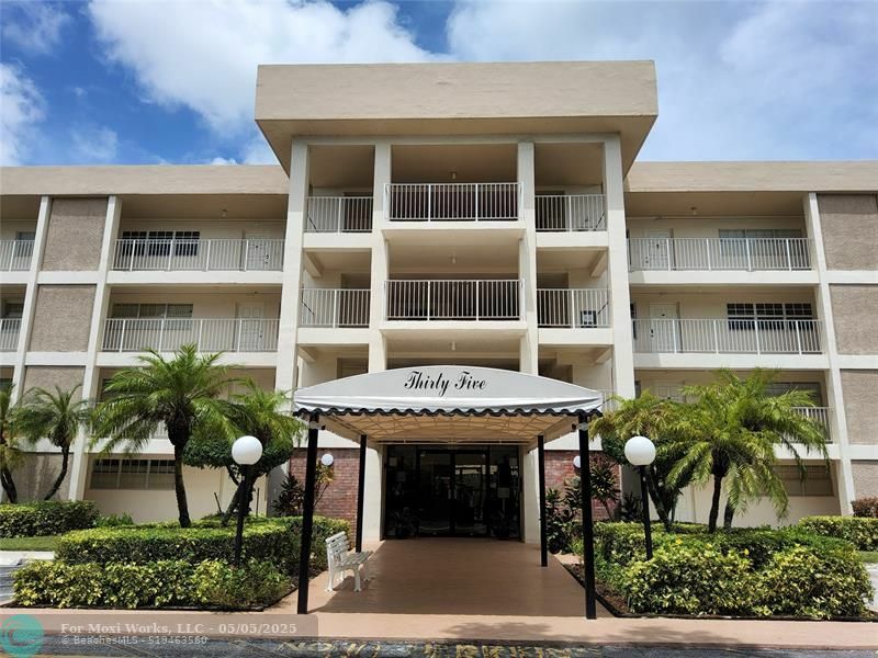 Property Photo: 3151 S Palm Aire Dr 104 FL 33069