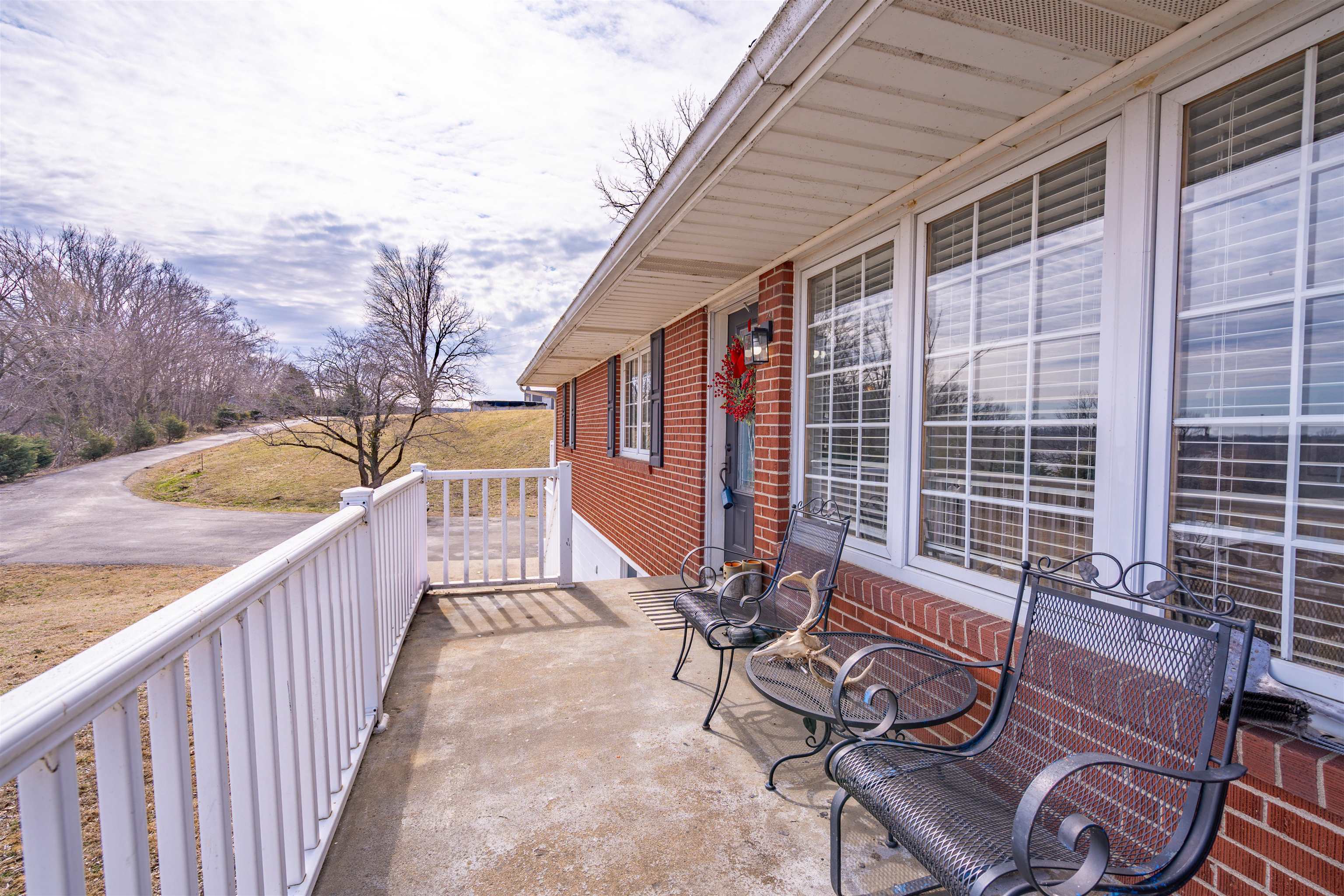 Property Photo: 5975 State Route 360 KY 42437