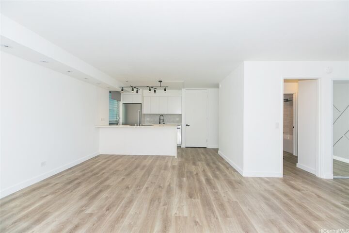 Property Photo:  435 Walina Street 304  HI 96815 