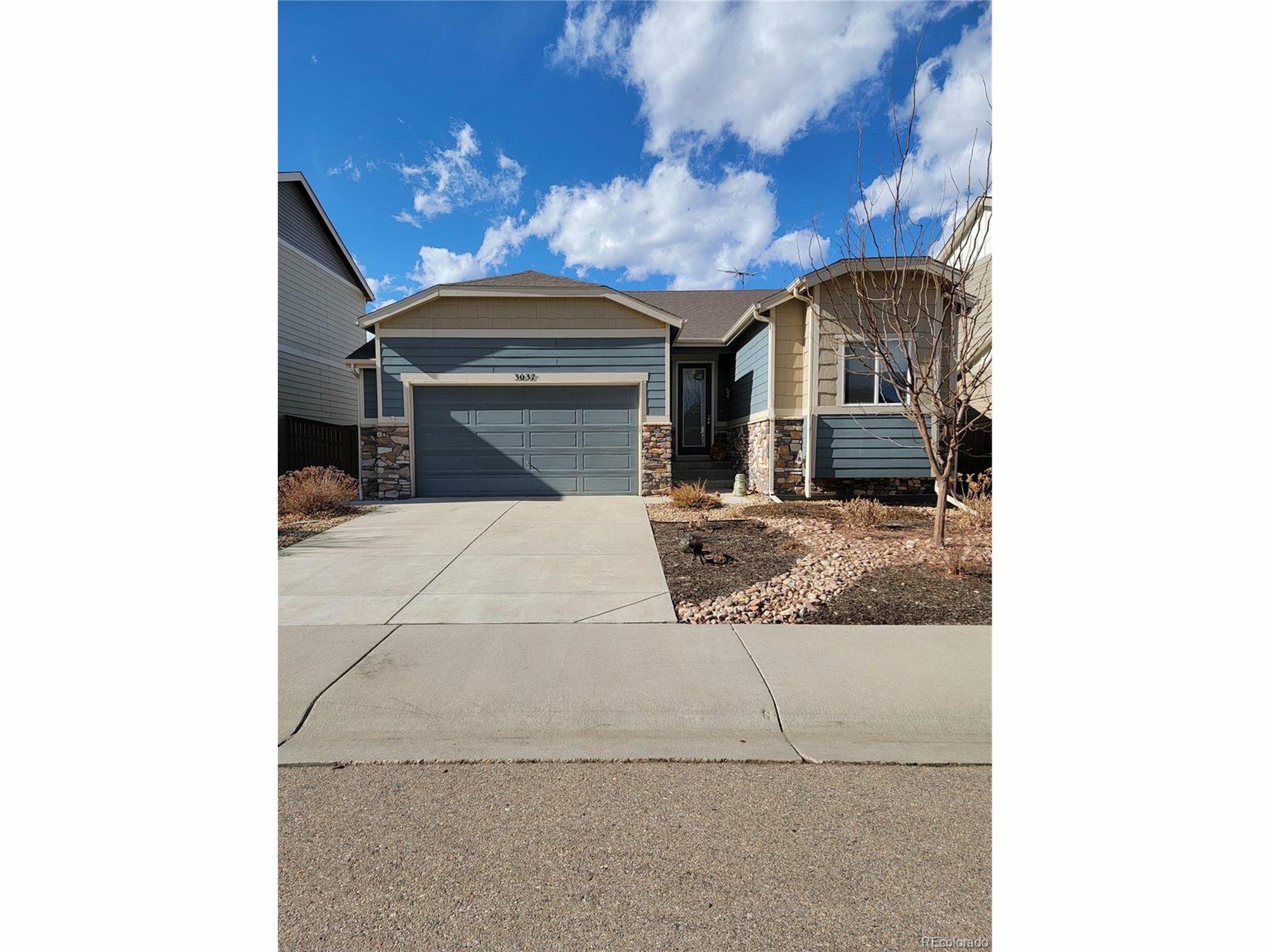 Property Photo: 3037 Crux Dr CO 80537