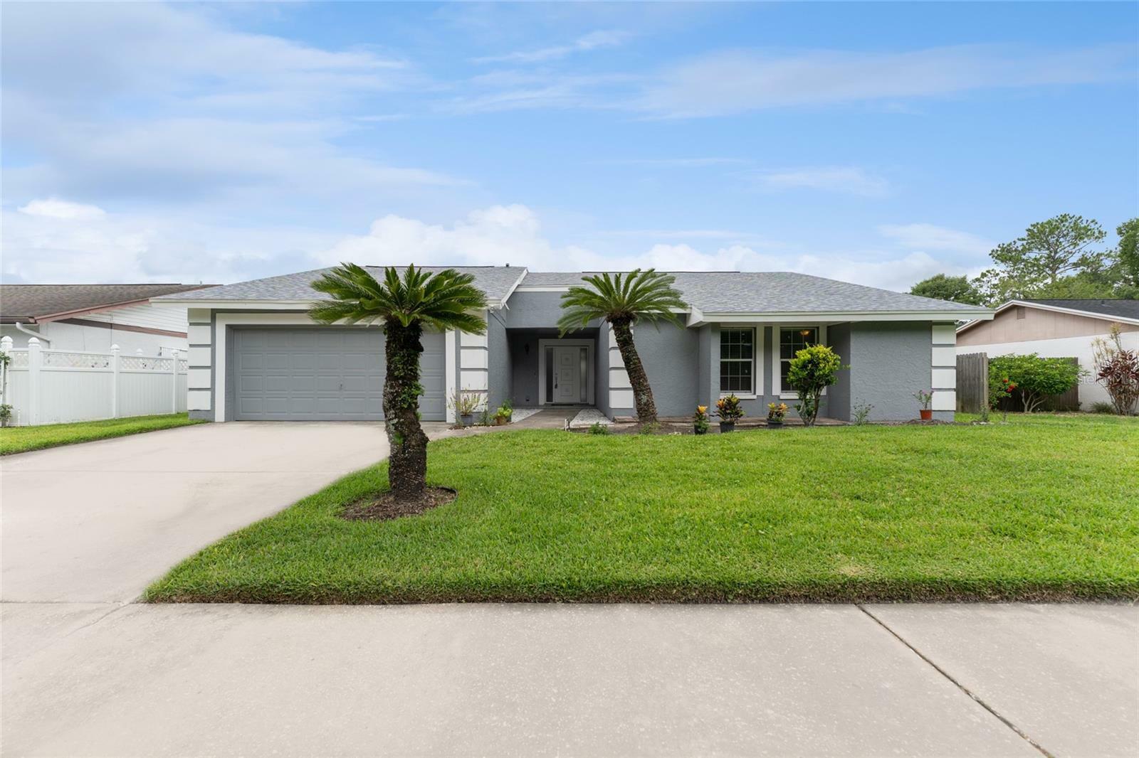 Property Photo:  4714 Kemble Court  FL 33624 