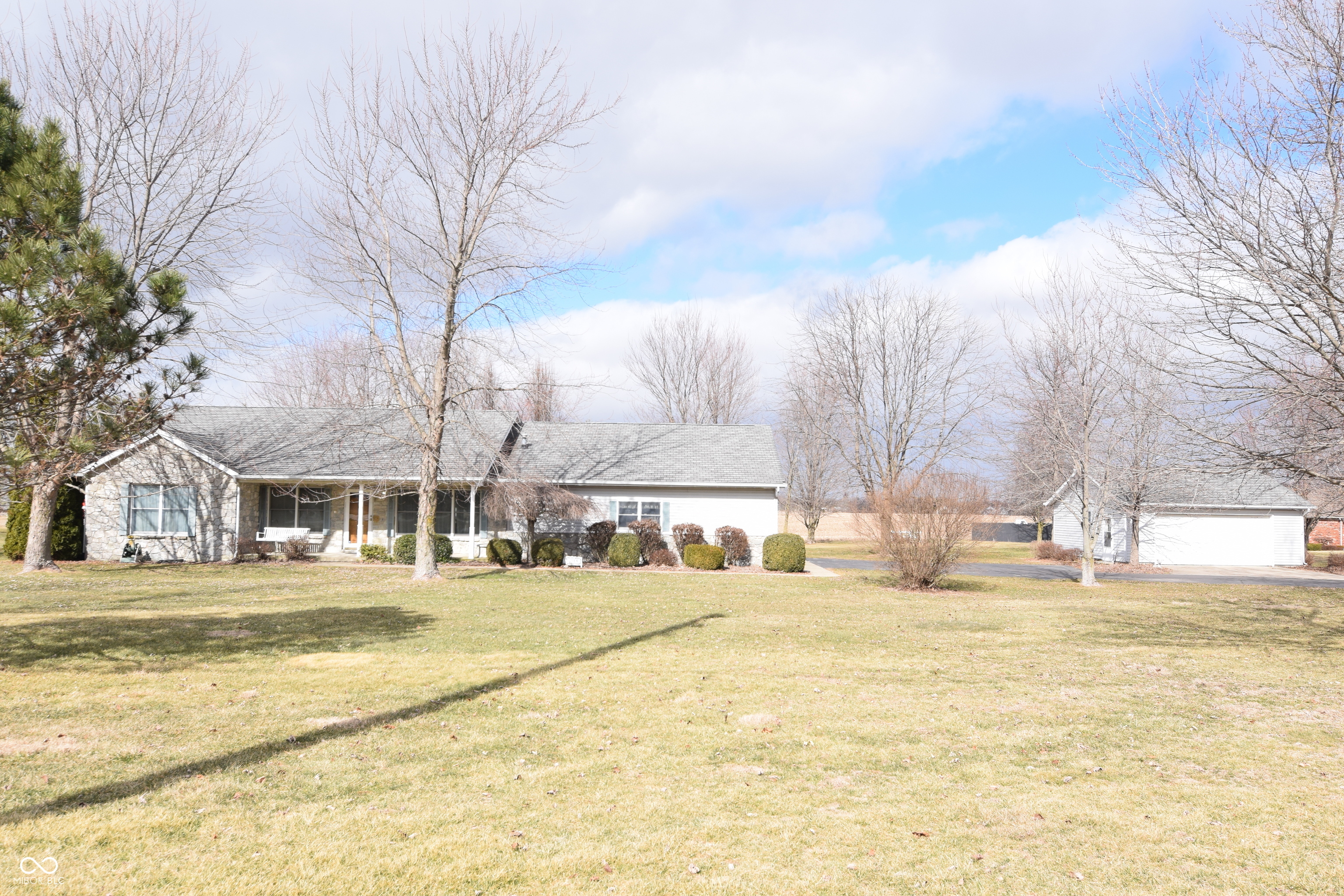 Property Photo:  1385 S Airport Road  IN 46173 