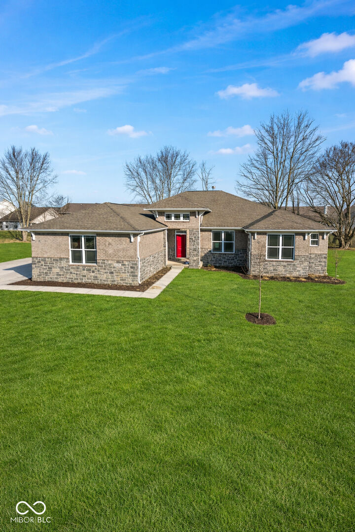 Property Photo:  6890 Enclave Drive  IN 46055 