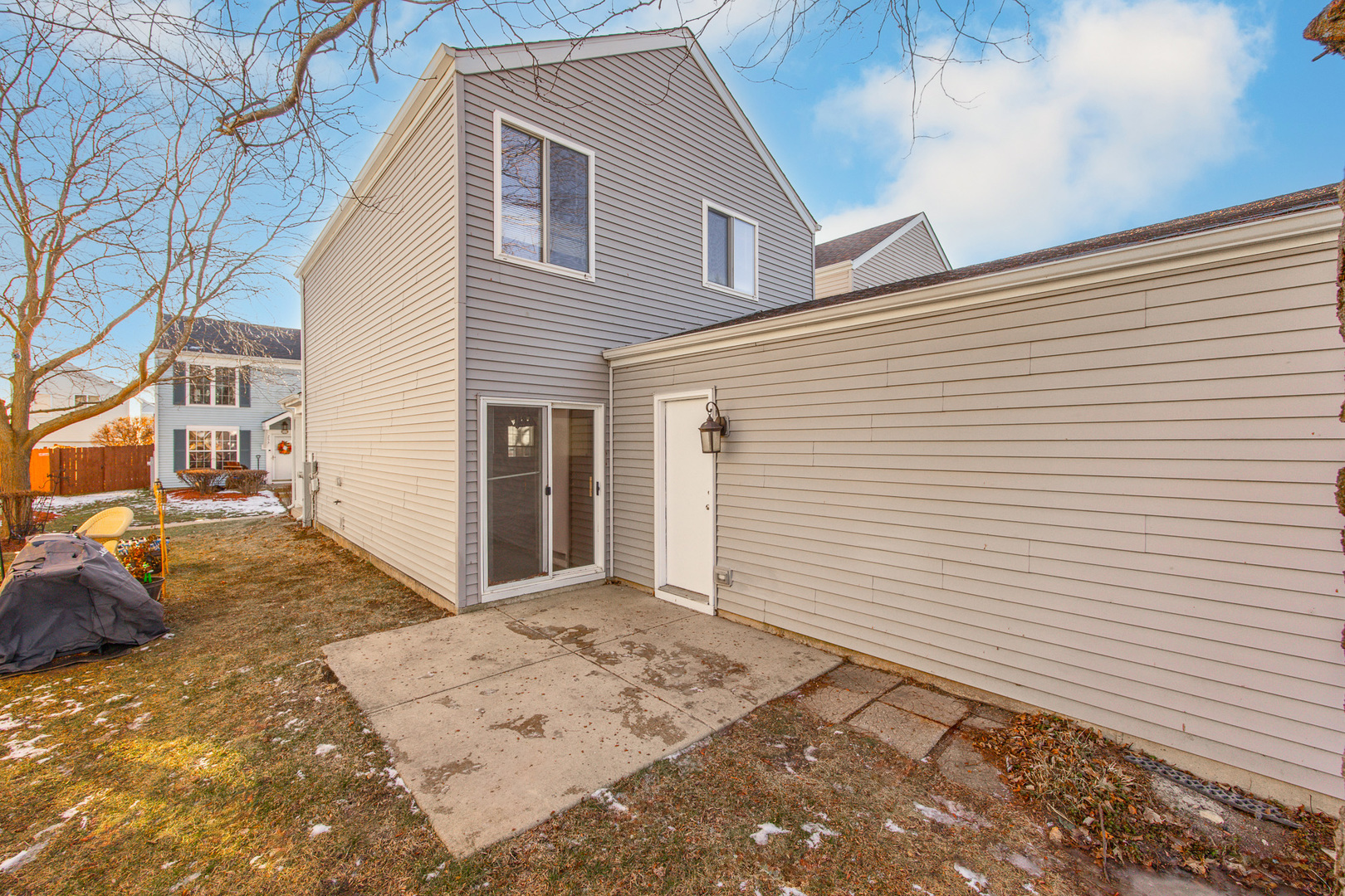 Property Photo:  279 W Washington Street  IL 60543 