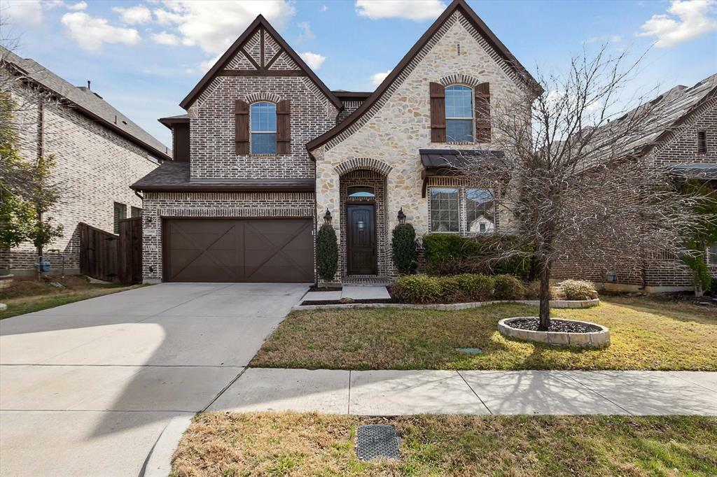 Property Photo:  2608 Navarro Trail  TX 76039 