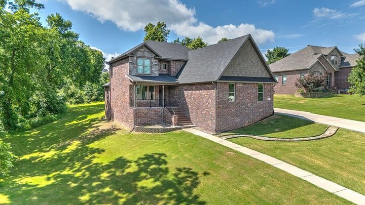 Property Photo: 481 Whitcliff Drive AR 72718