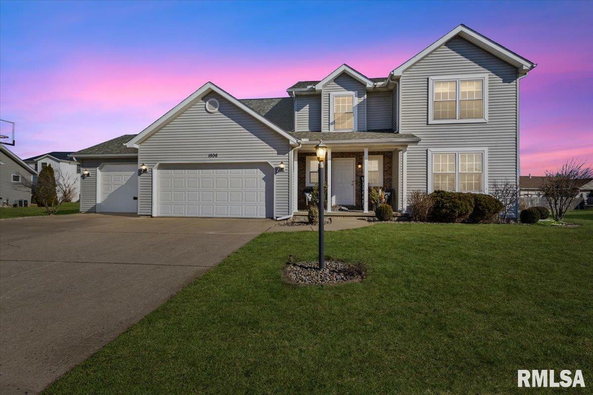 Property Photo:  1506 Longhorn Drive  IL 61548 