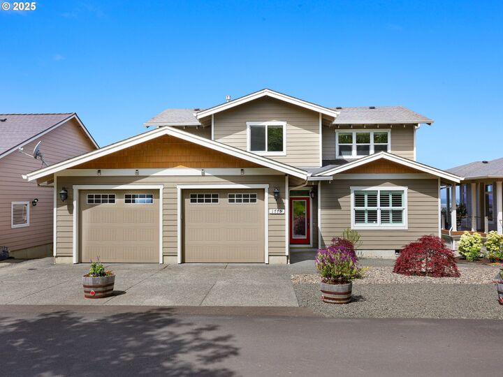 Property Photo:  1775 Thompson Falls Dr  OR 97138 
