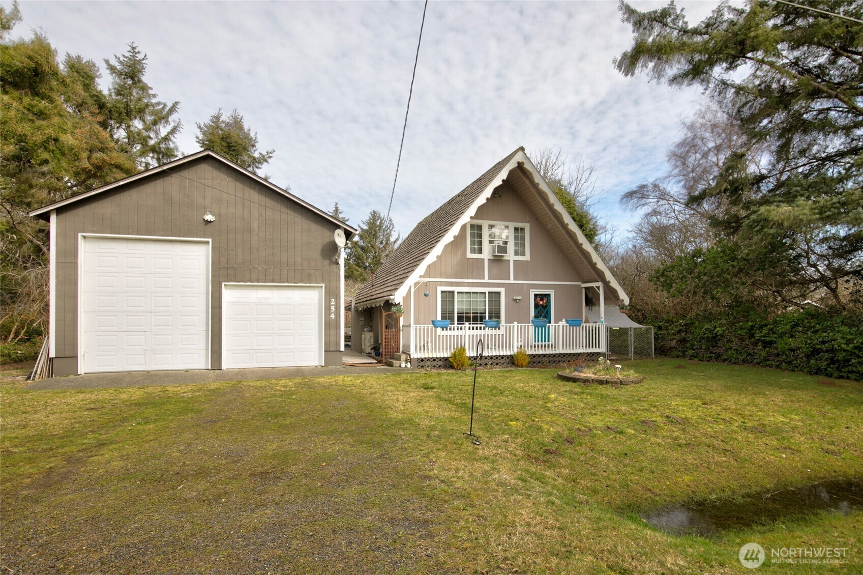 Property Photo: 254 Wishkah Street SW WA 98569